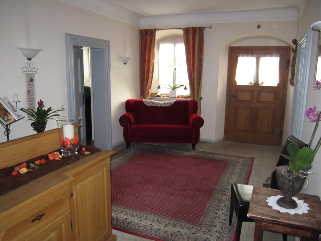 Der Patrizierhof - Weingut Gasthof Hotel - Familie Grebner Grosslangheim エクステリア 写真