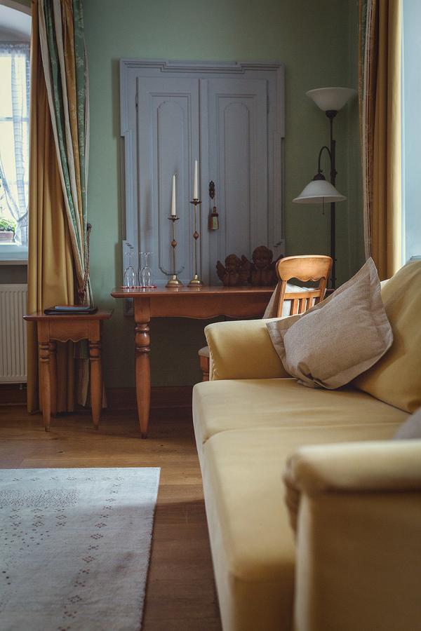 Der Patrizierhof - Weingut Gasthof Hotel - Familie Grebner Grosslangheim エクステリア 写真